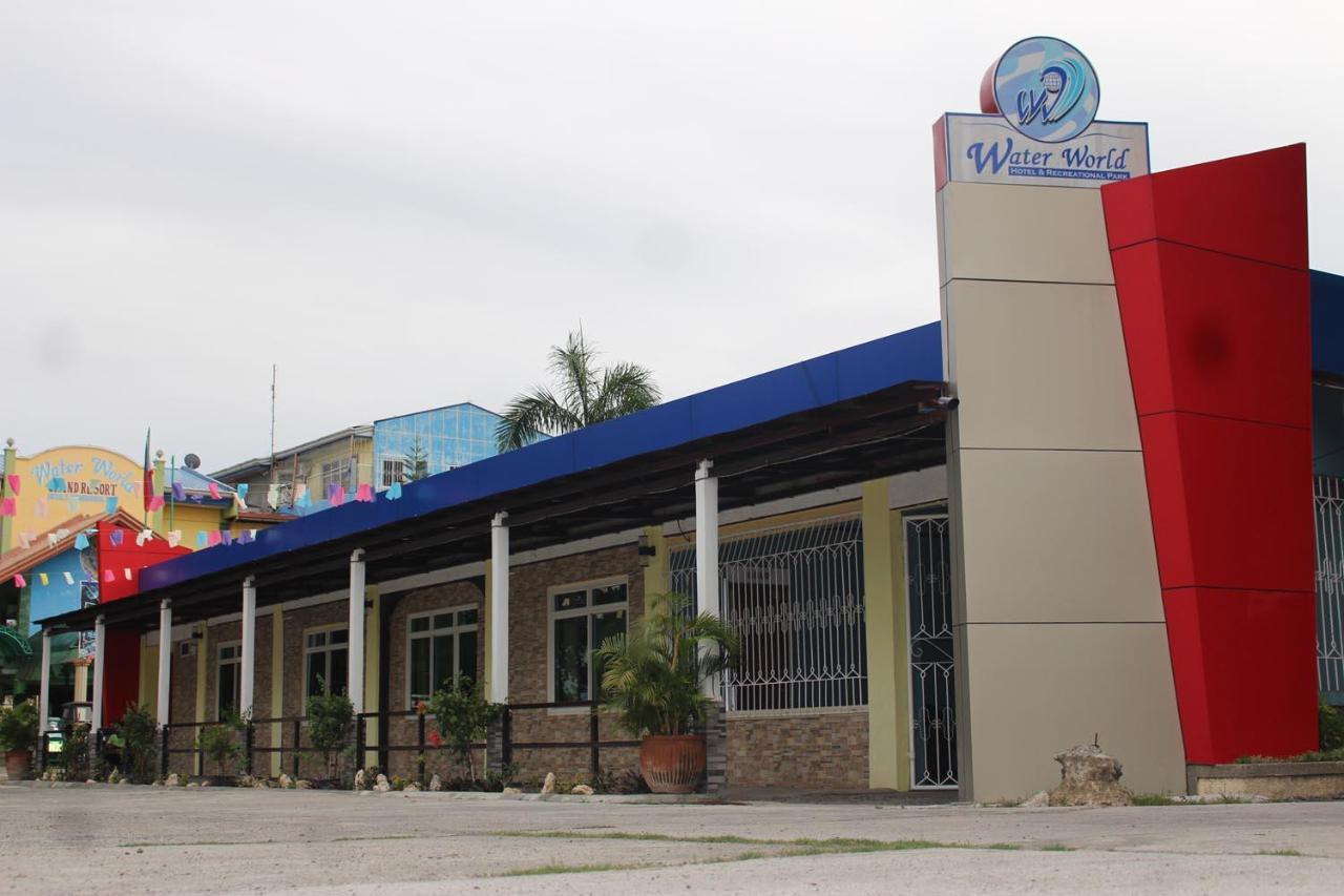 Water World Resort City of Santiago Екстериор снимка